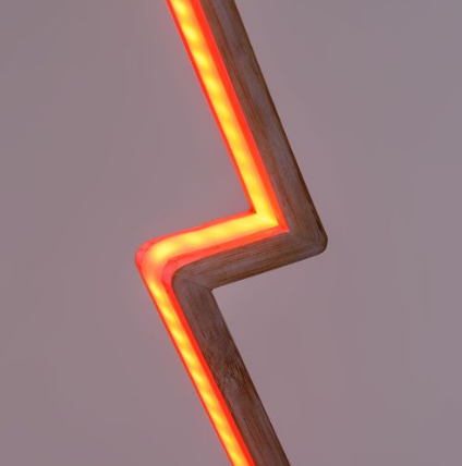 Šviečianti įv. spalvomis LED eglė, 90 cm - Image 6