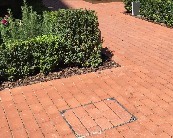 ACO PAVING GS 80 apžiūros liukas, užpildomas trinkelėmis, skirta laukui (įv. matmenų ir įv. apkrovų klasių) - Image 2